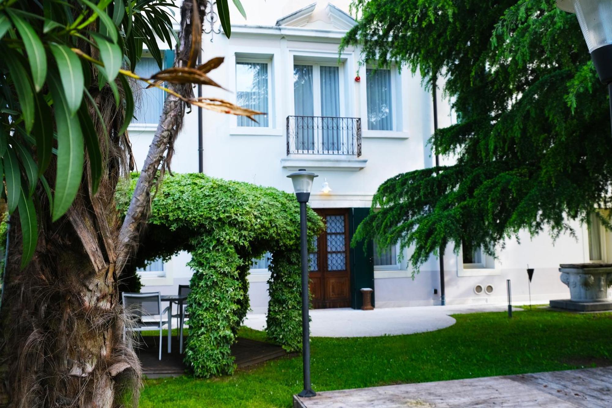 Hotel Villa Ca Damiani كانيفا المظهر الخارجي الصورة