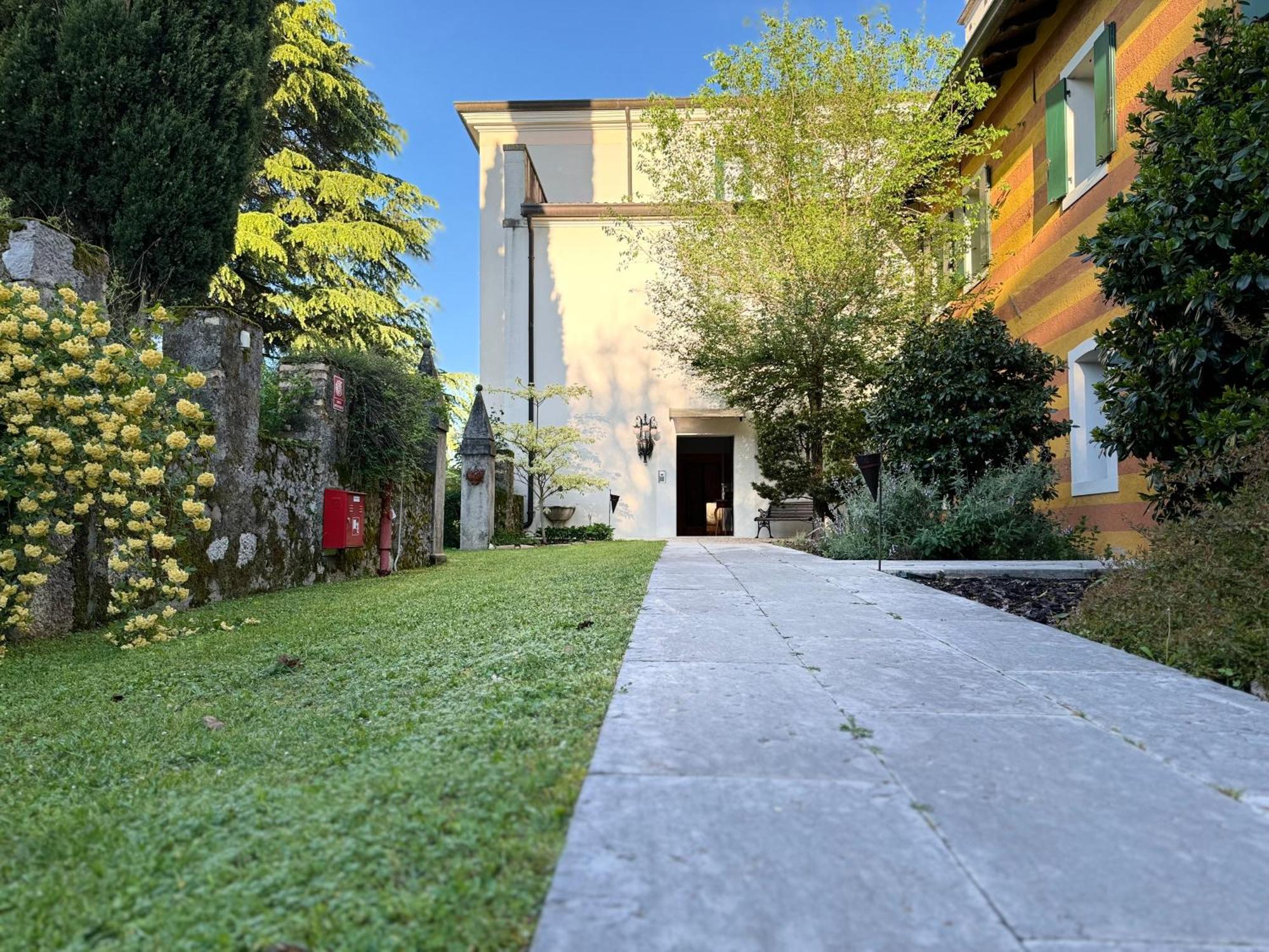 Hotel Villa Ca Damiani كانيفا المظهر الخارجي الصورة